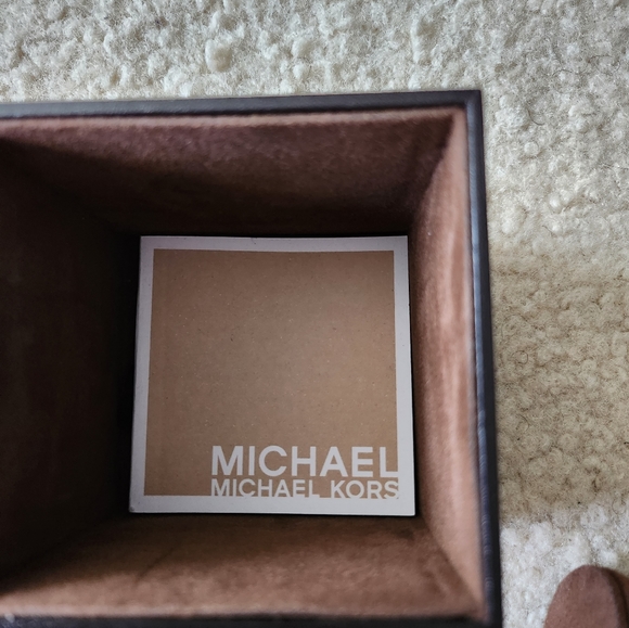 Michael Kors Tortoise Rose Gold Parker Watch w/ Crystal Accents - Picture 10 of 10